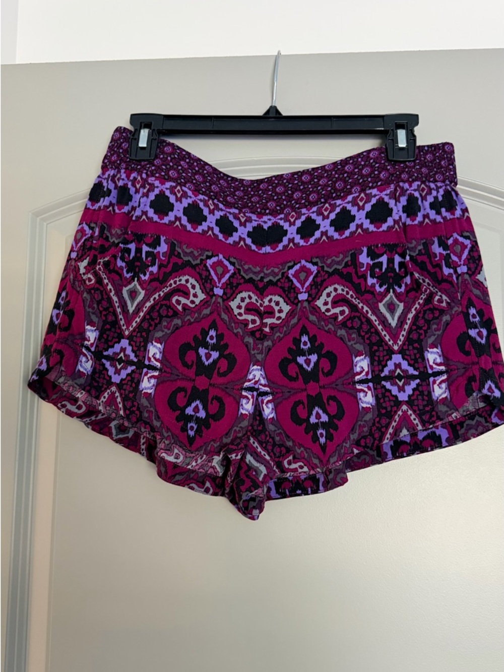 Women’s Express Patterned Purple and Magenta Shorts